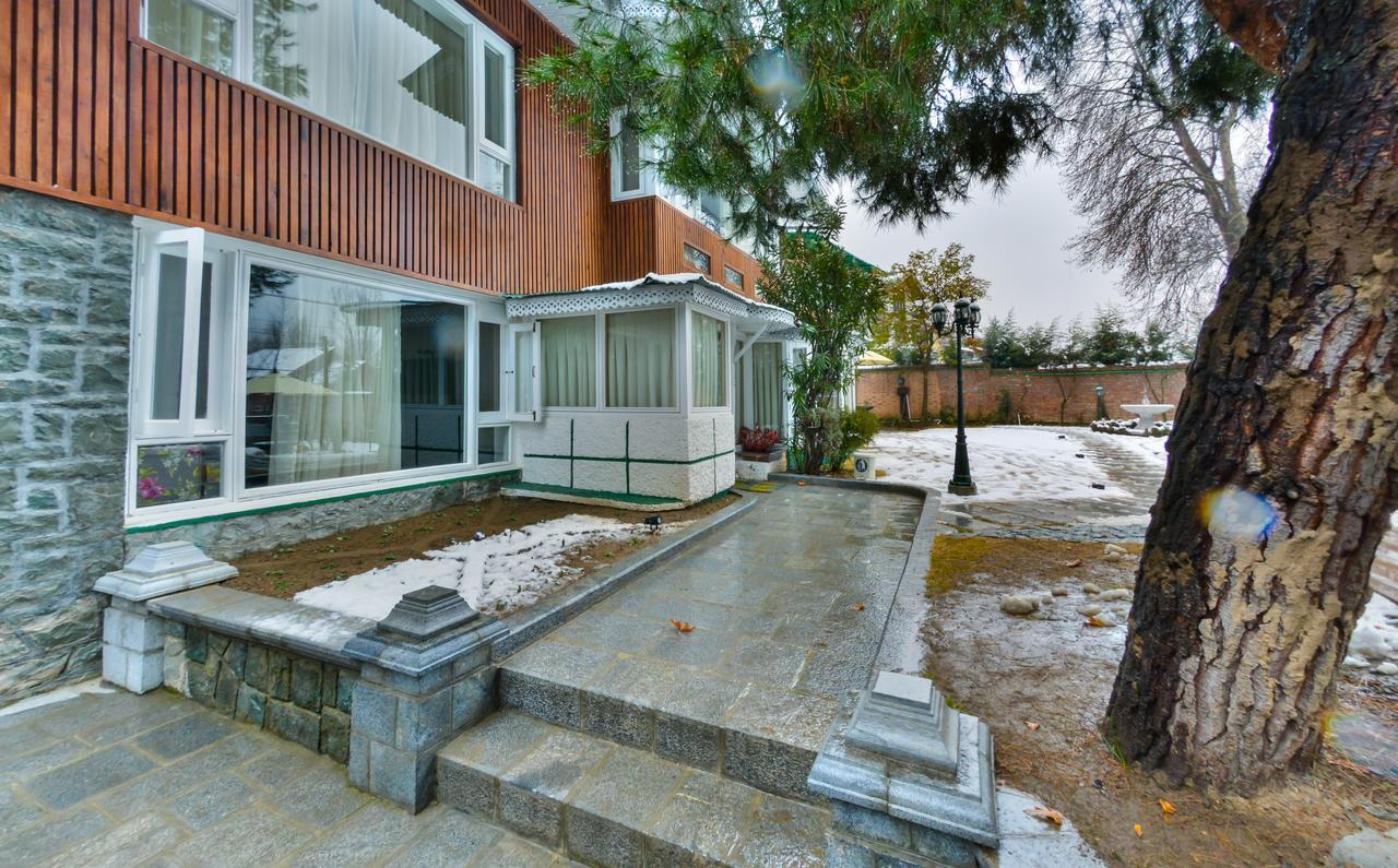 Srīnagar Hotel Metropolis מראה חיצוני תמונה