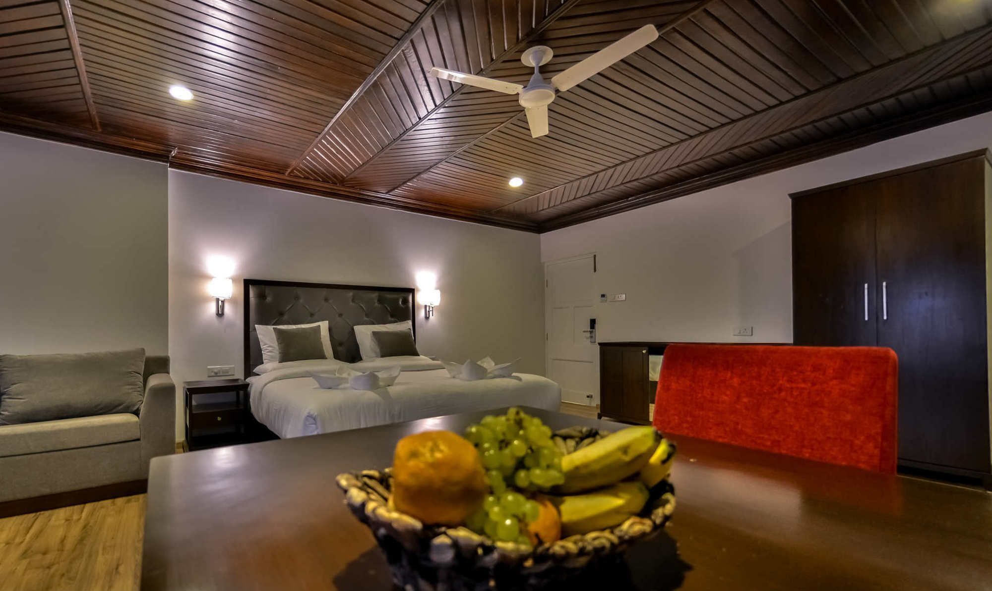Srīnagar Hotel Metropolis מראה חיצוני תמונה